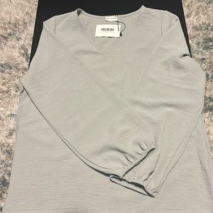 B13) gray blouse